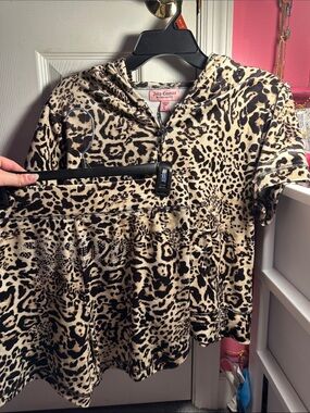 Juicy Couture Leopard Print Velour Hoodie - Beige & Black